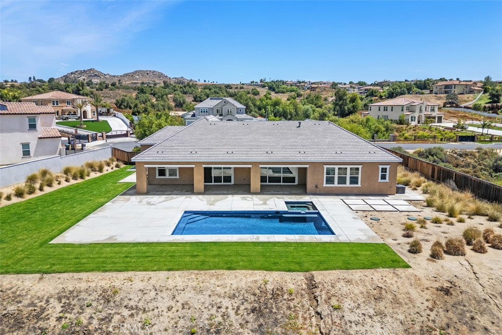 17457 Bretton Woods Place Riverside, CA 92504 - Photo 3 of 37