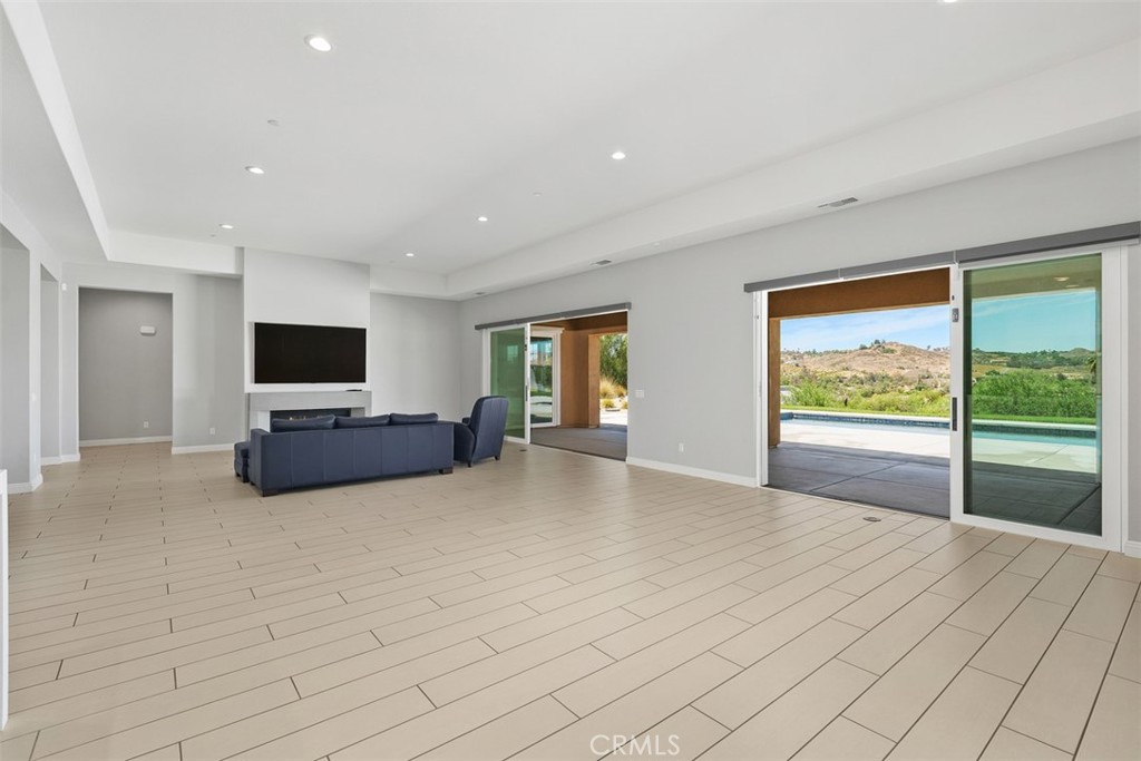 17457 Bretton Woods Place Riverside, CA 92504 - Photo 6 of 37