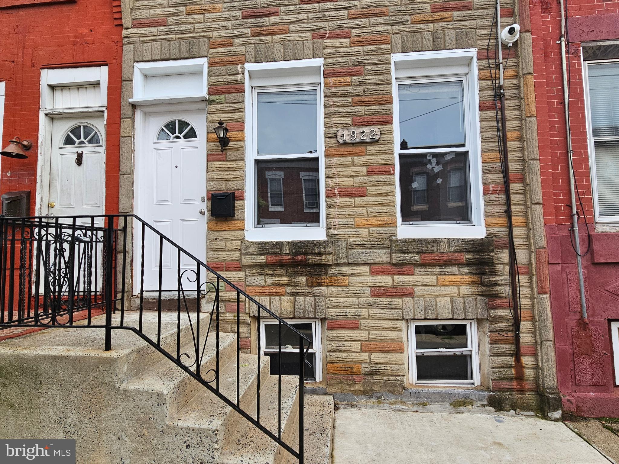 1922 Tasker Street Philadelphia, PA 19145 - Photo 2 of 37 Gallery Image 2