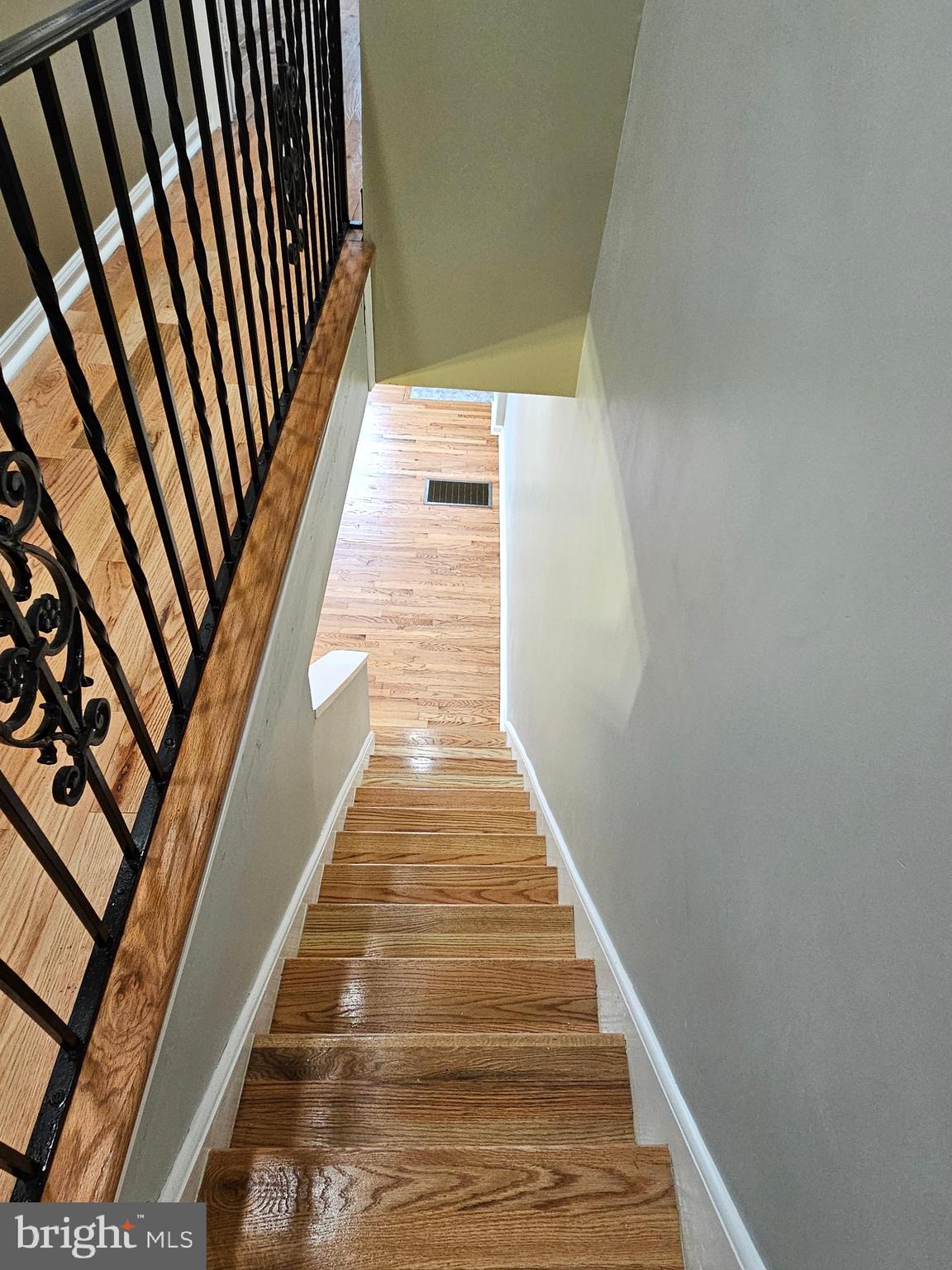 1922 Tasker Street Philadelphia, PA 19145 - Photo 21 of 37 harwood floors main and 2nd level