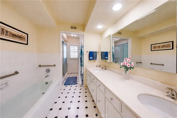 $2,299,888 | 9312 Smoketree Lane, Villa Park, CA 92861