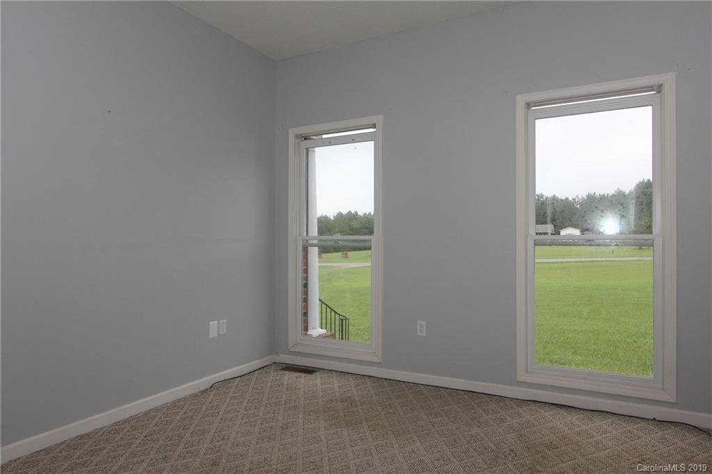 2393 Southbend Road Clover, SC 29710 - Photo 14 of 21 Gallery Image 14
