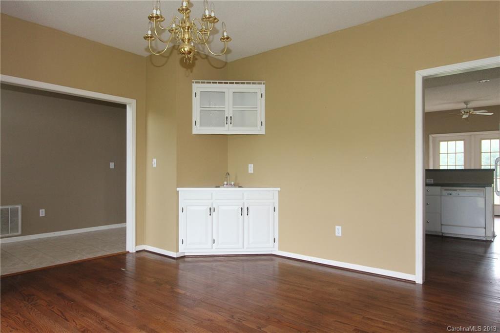 2393 Southbend Road Clover, SC 29710 - Photo 4 of 21 Gallery Image 4
