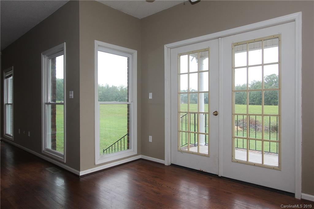 2393 Southbend Road Clover, SC 29710 - Photo 8 of 21 Gallery Image 8