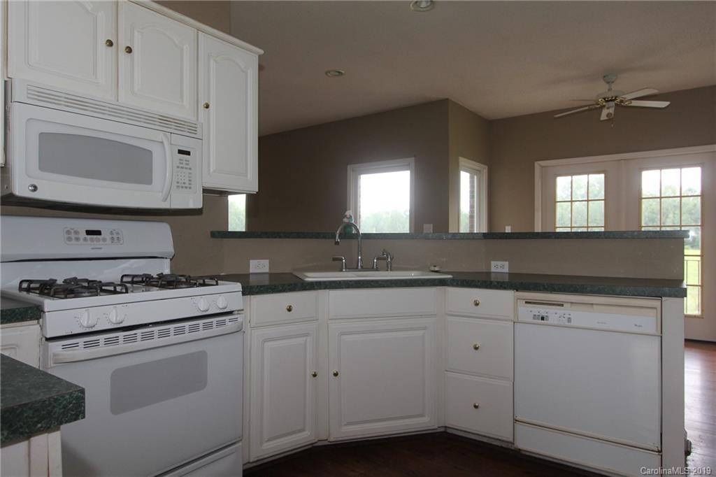 2393 Southbend Road Clover, SC 29710 - Photo 9 of 21 Gallery Image 9