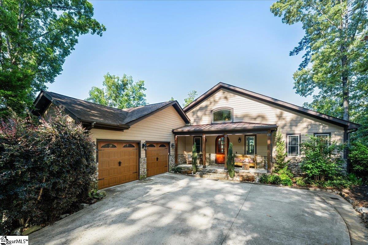 115 Keowee Overlook Road West Union, SC 29696 - Photo 1 of 47