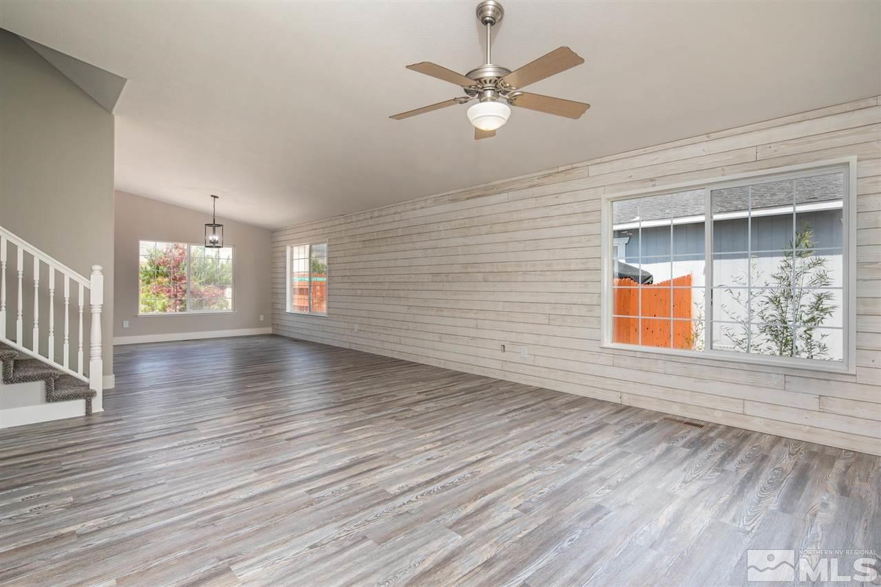 17635 Mayfield Court Reno, NV 89508 - Photo 6 of 37 Photo 6