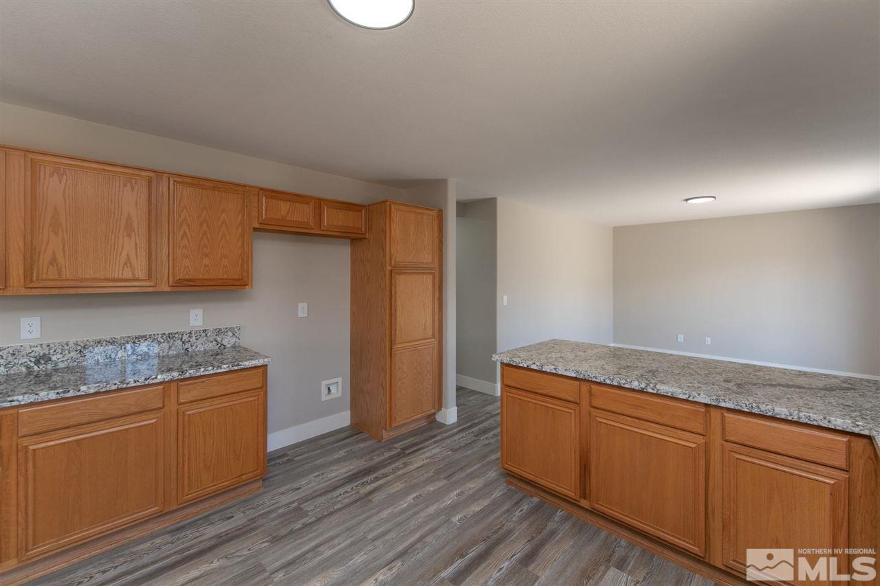 17635 Mayfield Court Reno, NV 89508 - Photo 9 of 37 Photo 9
