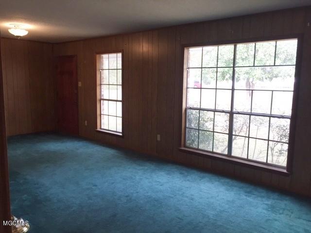 3308 Lampkin Road Moss Point, MS 39562 - Photo 4 of 8 Living Room