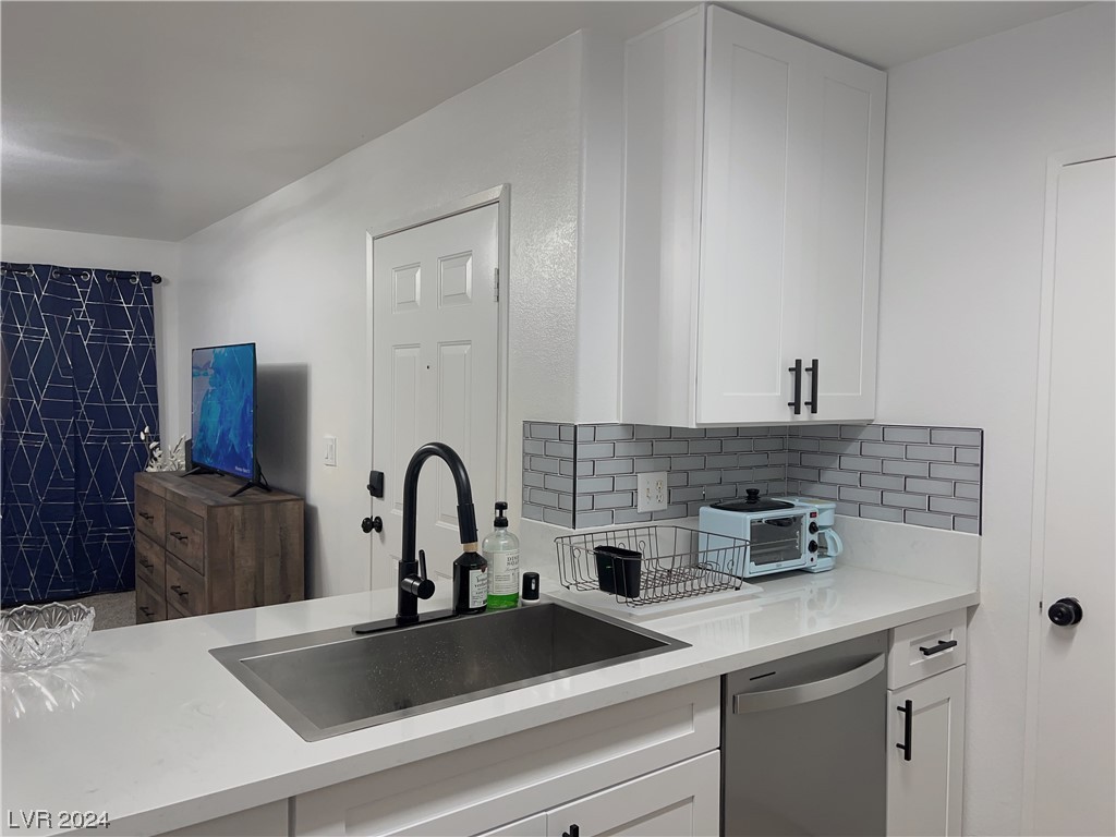 7885 West Flamingo Road, Unit 1142 Las Vegas, NV 89147 - Photo 11 of 18