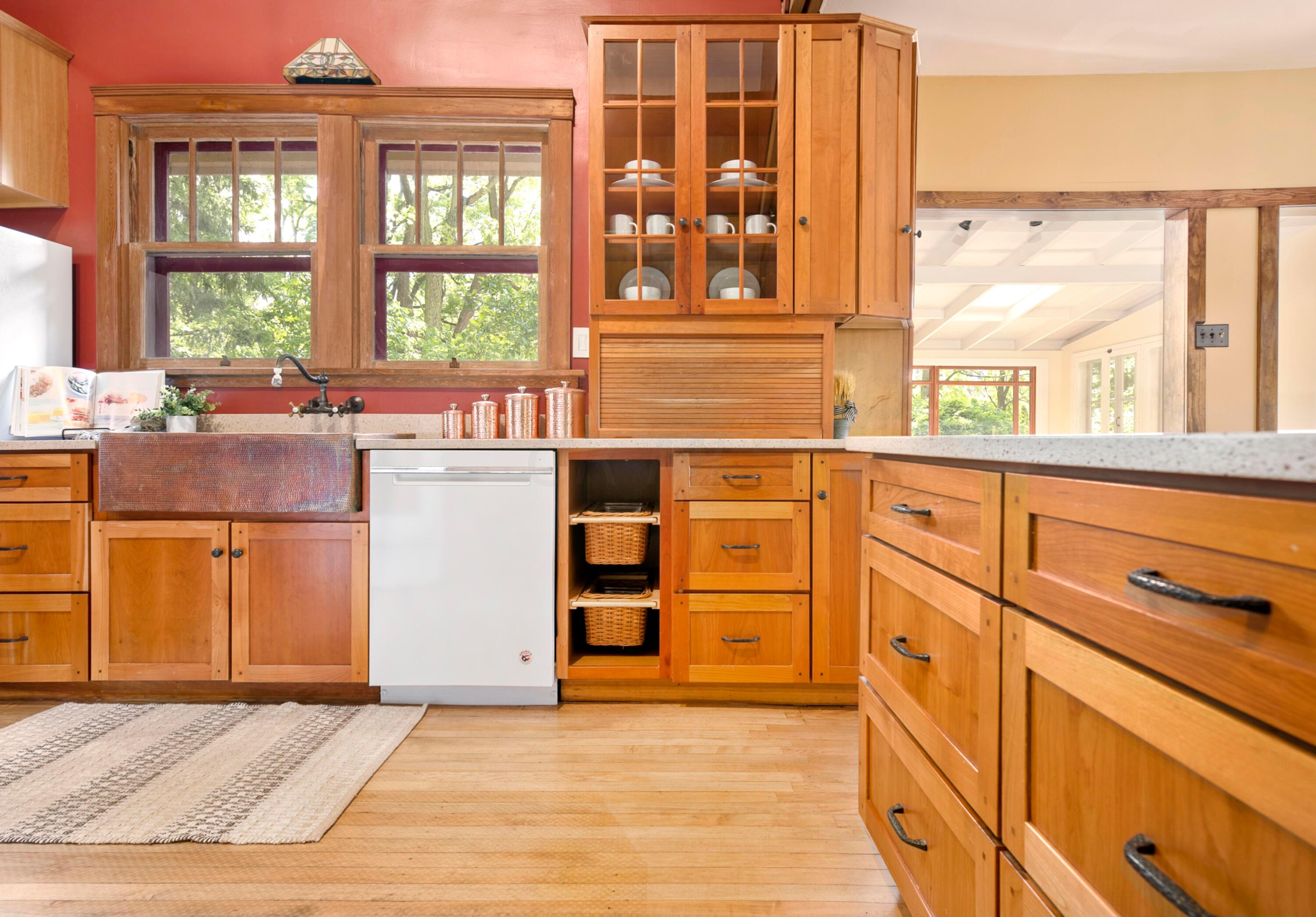5300 Linworth Road Columbus, OH 43235 - Photo 19 of 64 Kitchen