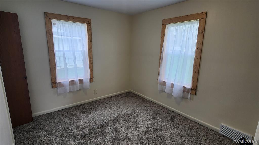 1233 Coldwater Road Flint, MI 48505 - Photo 12 of 22