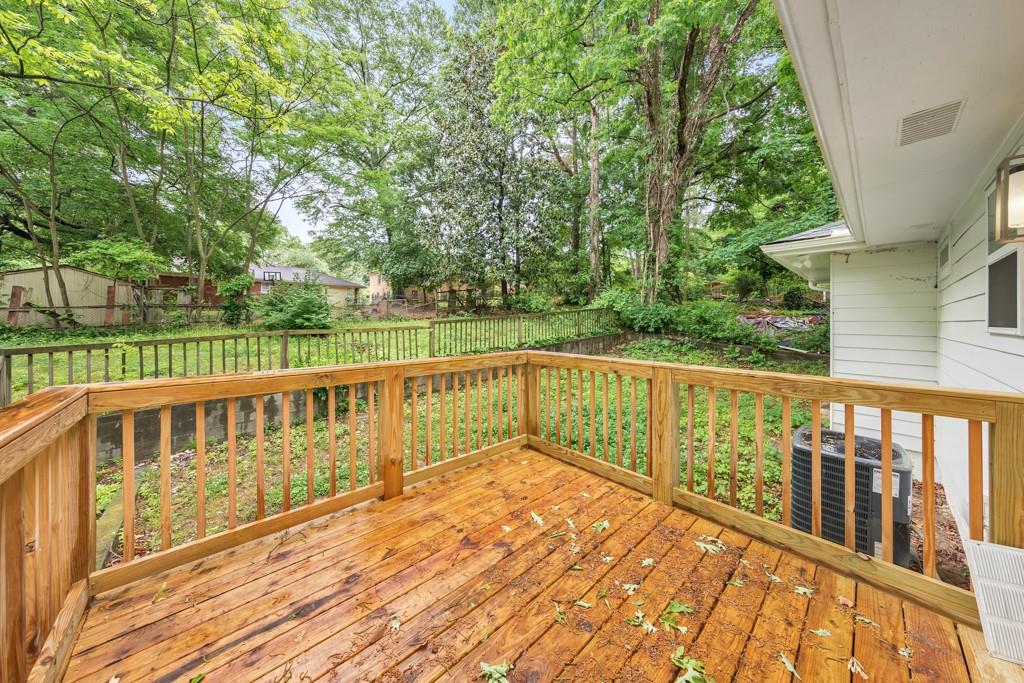 1346 Wichita Drive Southwest Atlanta, GA 30311 - Photo 20 of 32