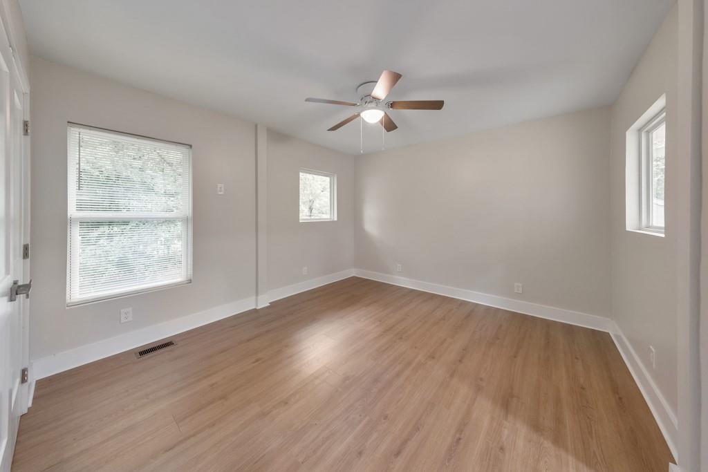 1346 Wichita Drive Southwest Atlanta, GA 30311 - Photo 10 of 32