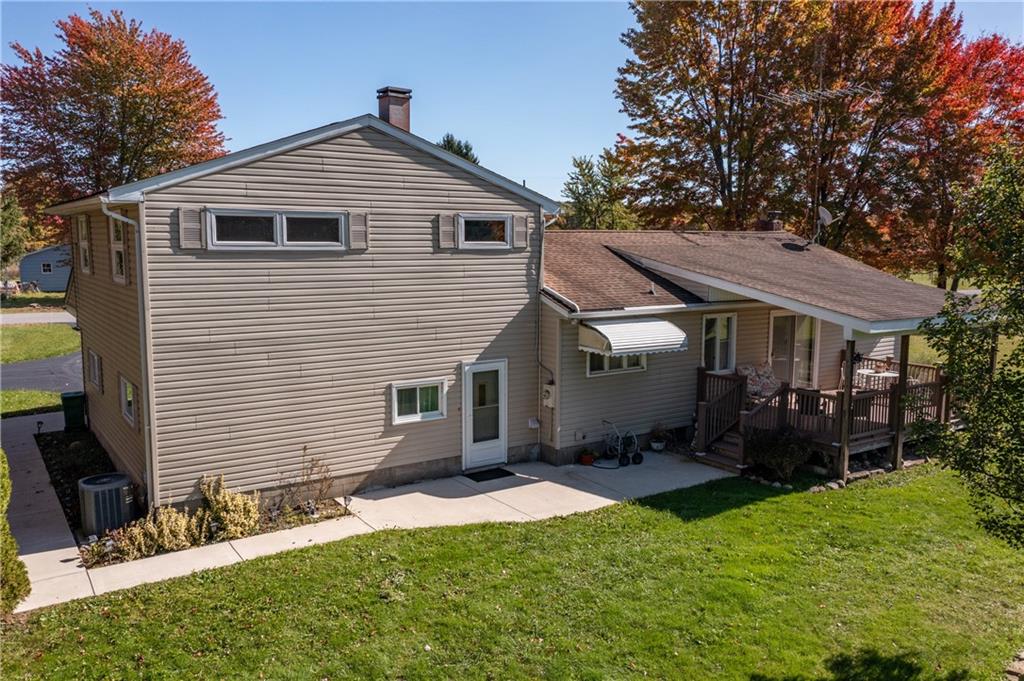 7 Lininger Road Greenville, PA 16125 - Photo 3 of 48 a front view of a house with a yard