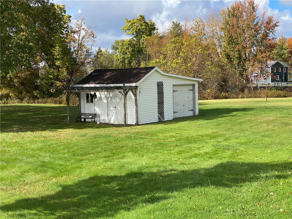 7 Lininger Road Greenville, PA 16125 - Photo 8 of 48 a front view of house with yard and trees