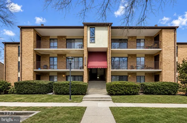 $2,000 | 13209 Dairymaid Drive, Unit 30T2, Germantown, MD 20874