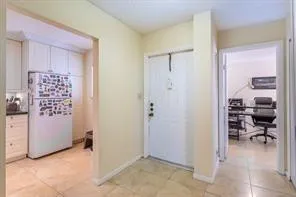 $2,200 | 1258 South Military Trail, Unit 821, Deerfield Beach, FL 33442
