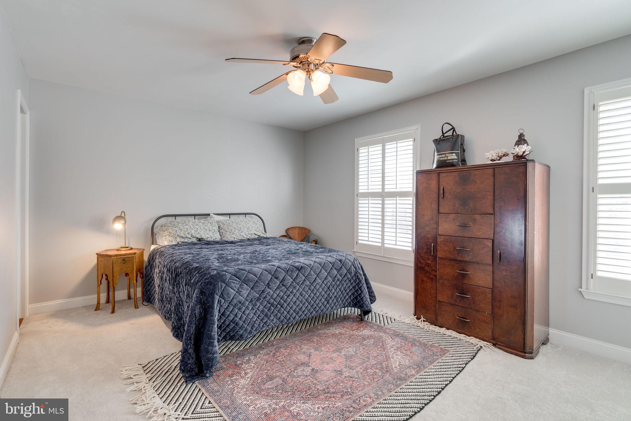 6253 Rathlin Drive Springfield, VA 22152 - Photo 14 of 29 Spacious master bedroom