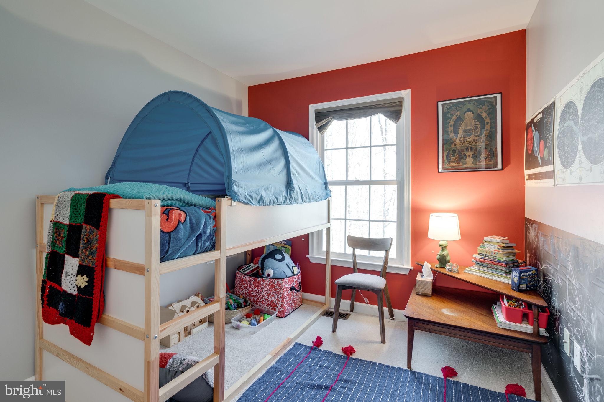6253 Rathlin Drive Springfield, VA 22152 - Photo 18 of 29 Bedroom 2