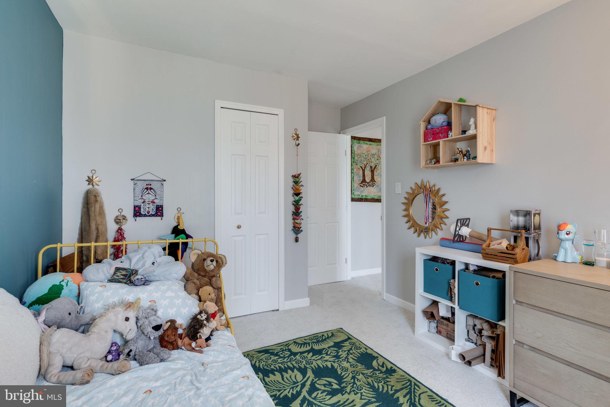6253 Rathlin Drive Springfield, VA 22152 - Photo 21 of 29 Bedroom 3