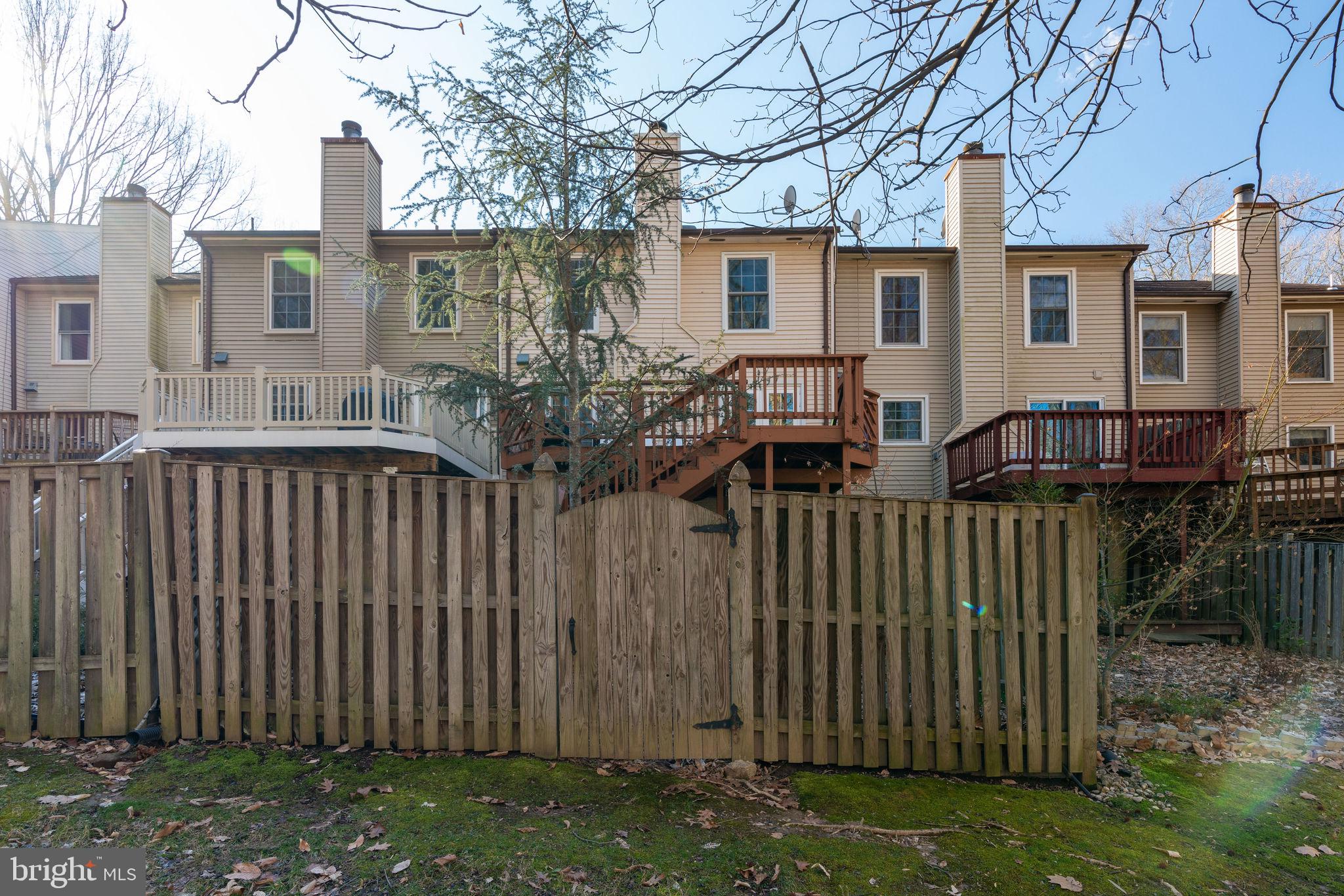 6253 Rathlin Drive Springfield, VA 22152 - Photo 29 of 29 Fully fenced back yard