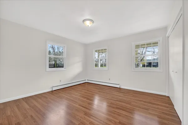 $279,900 | 210 Chanticleer Trail, Lansing, MI 48917