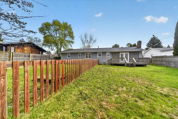 $279,900 | 210 Chanticleer Trail, Lansing, MI 48917
