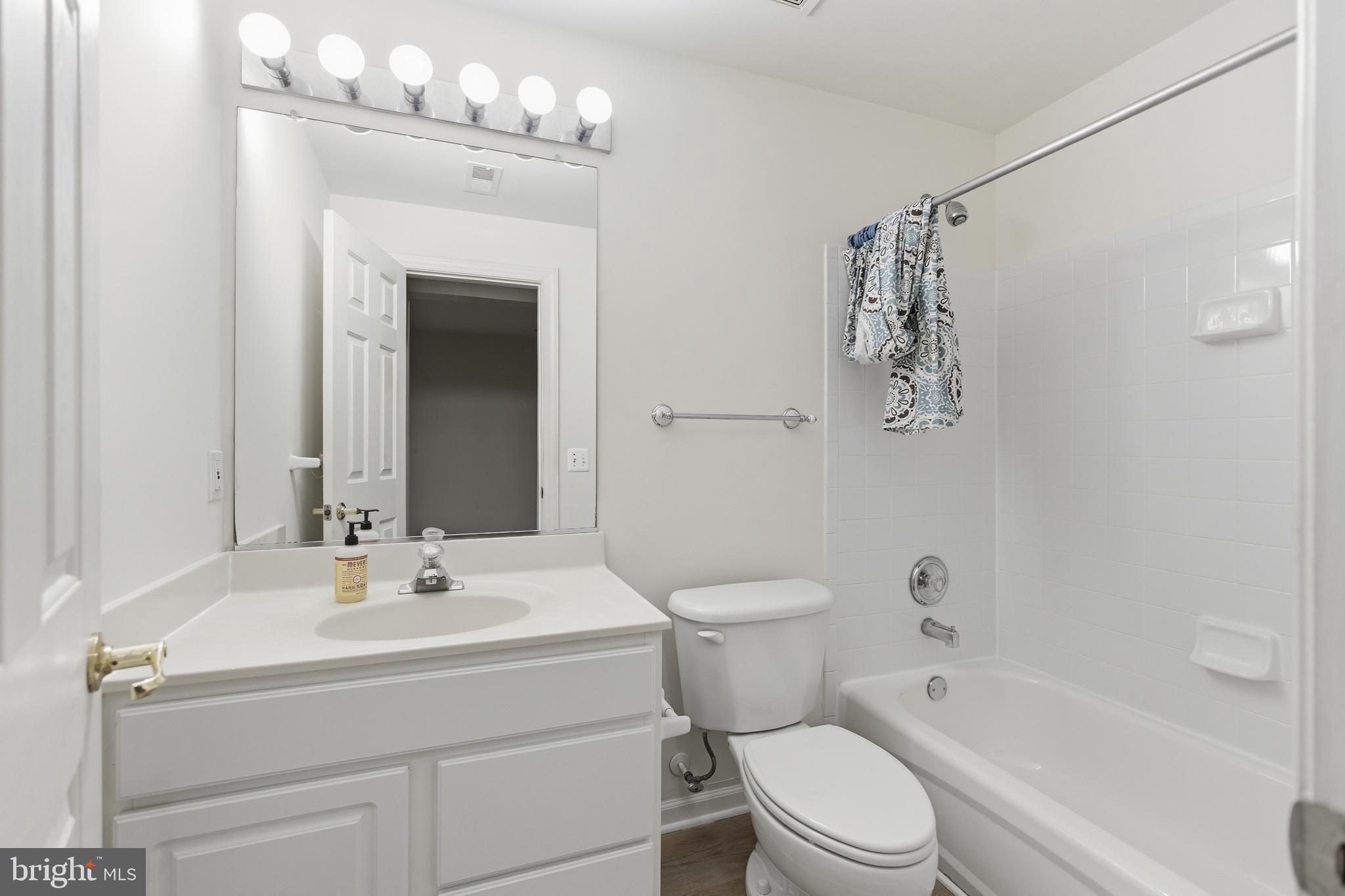 2928 Marlow Farm Terrace Silver Spring, MD 20904 - Photo 30 of 40