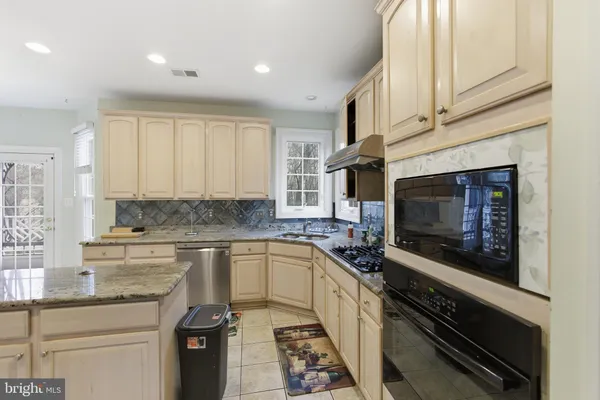 $4,695 | 2928 Marlow Farm Terrace, Silver Spring, MD 20904