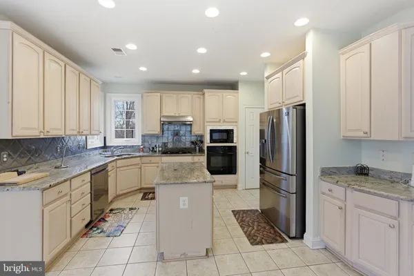 $4,695 | 2928 Marlow Farm Terrace, Silver Spring, MD 20904