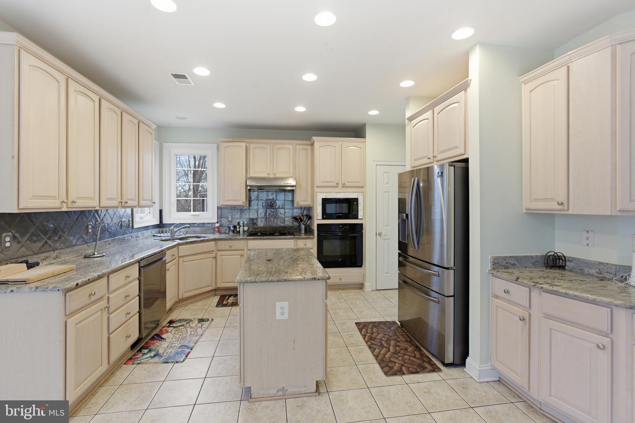 2928 Marlow Farm Terrace Silver Spring, MD 20904 - Photo 10 of 40