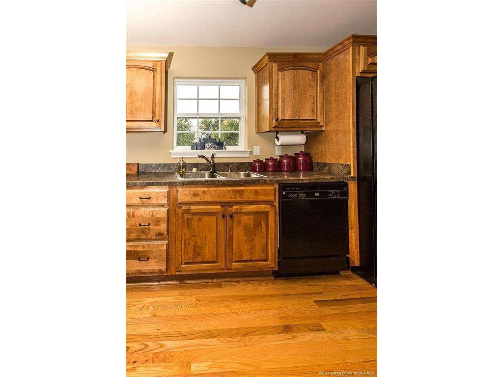 1575 Edwardsville Galena Road Georgetown, IN 47122 - Photo 25 of 58