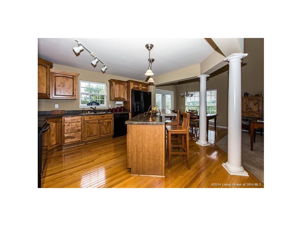 1575 Edwardsville Galena Road Georgetown, IN 47122 - Photo 3 of 58
