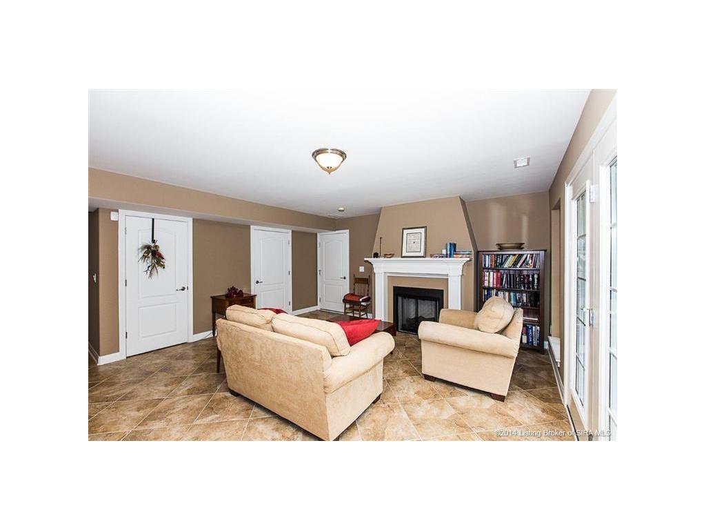 1575 Edwardsville Galena Road Georgetown, IN 47122 - Photo 8 of 58