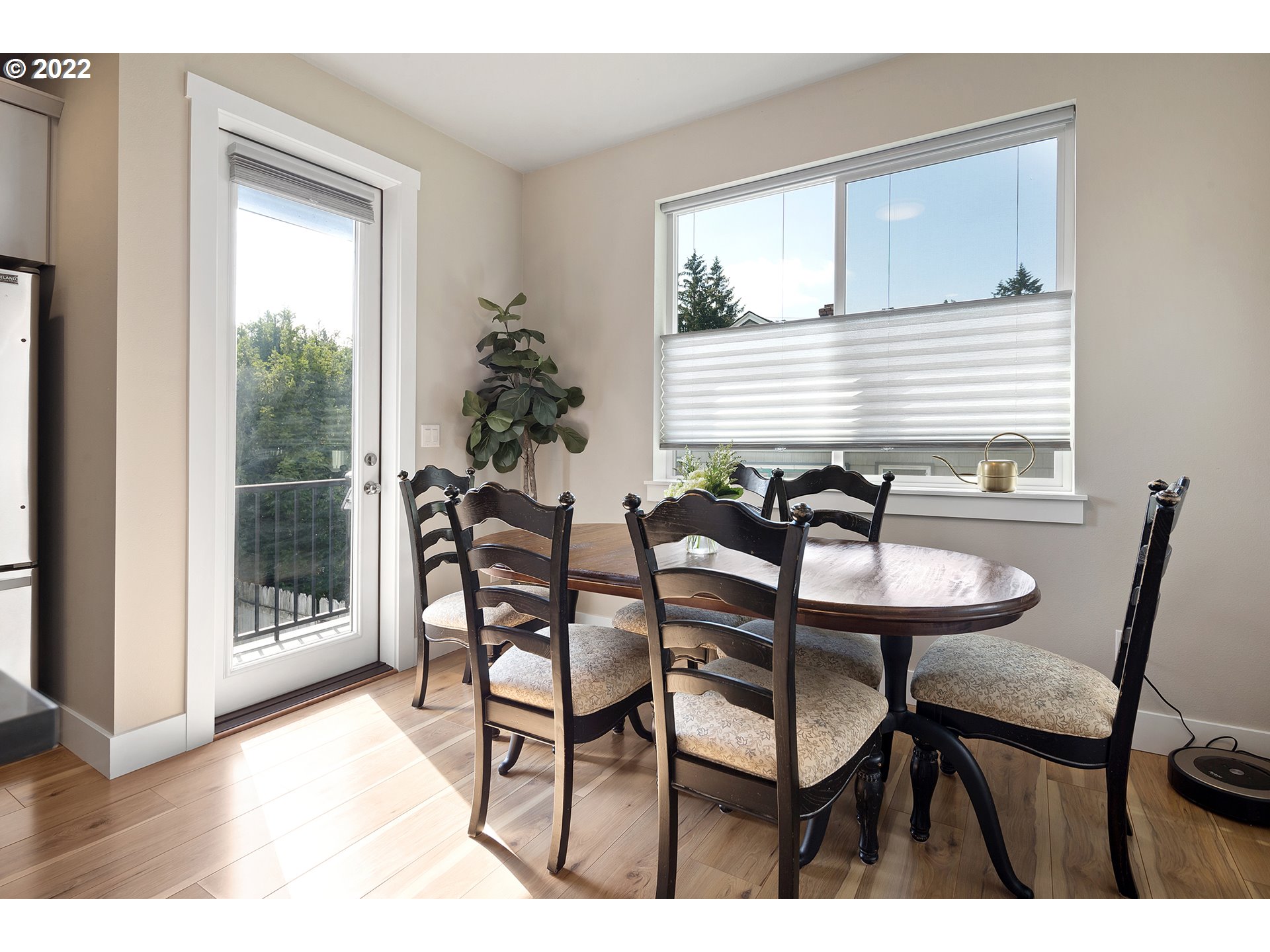 4530 Southwest Luradel Street Portland, OR 97219 - Photo 14 of 32 Gallery Image 14