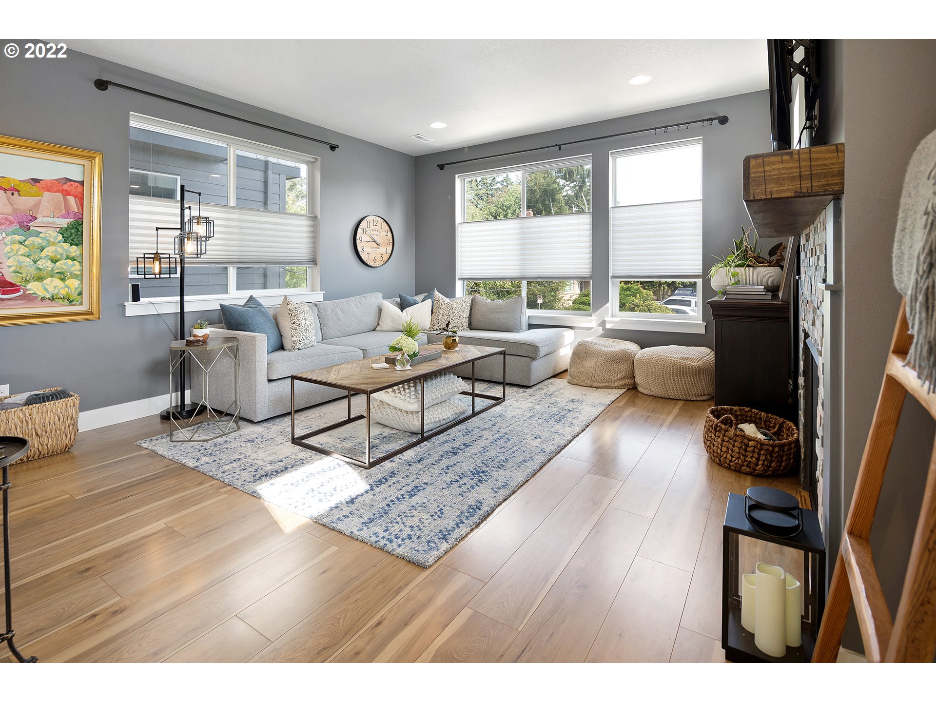 4530 Southwest Luradel Street Portland, OR 97219 - Photo 4 of 32 Gallery Image 4