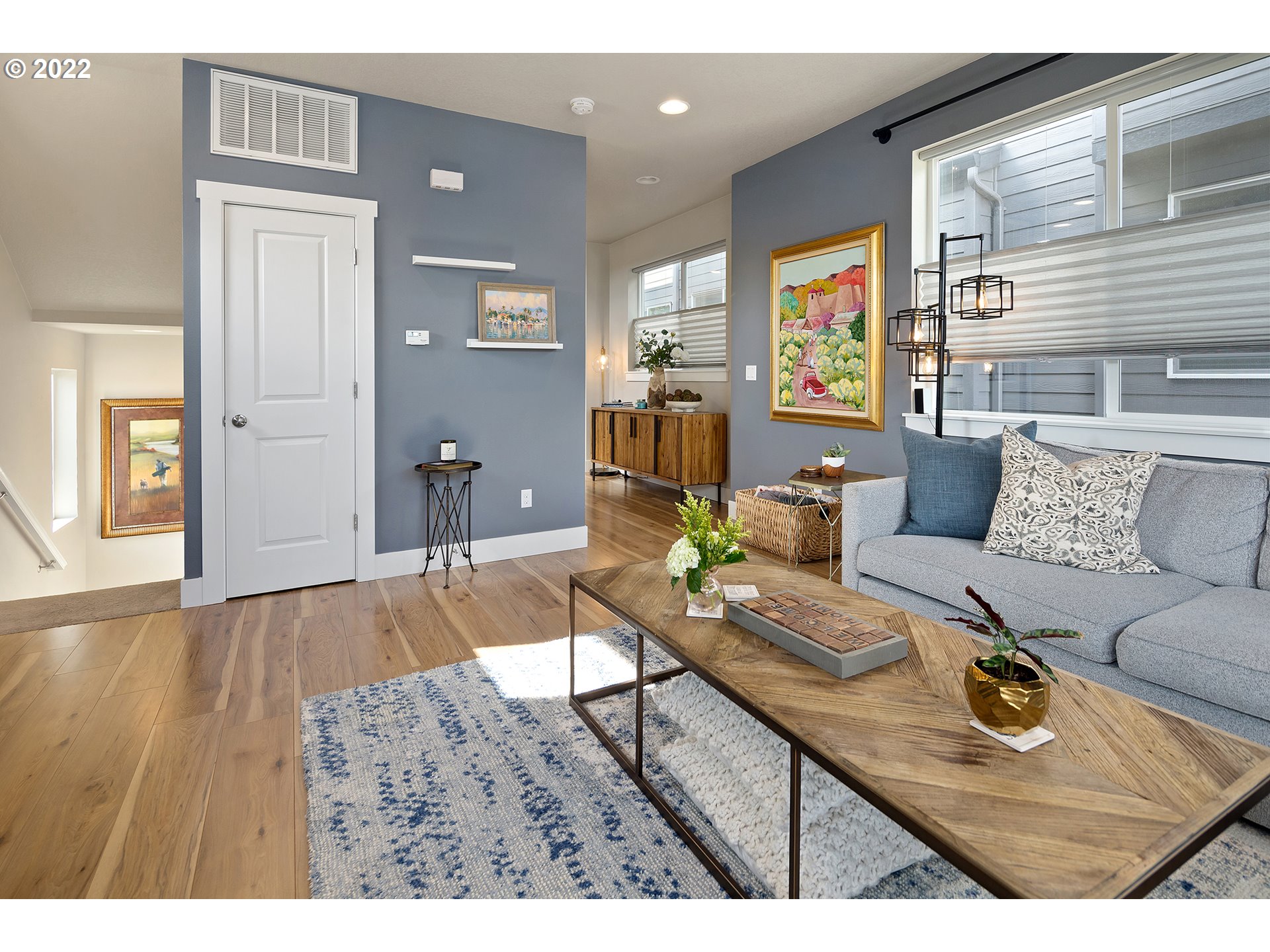 4530 Southwest Luradel Street Portland, OR 97219 - Photo 6 of 32 Gallery Image 6
