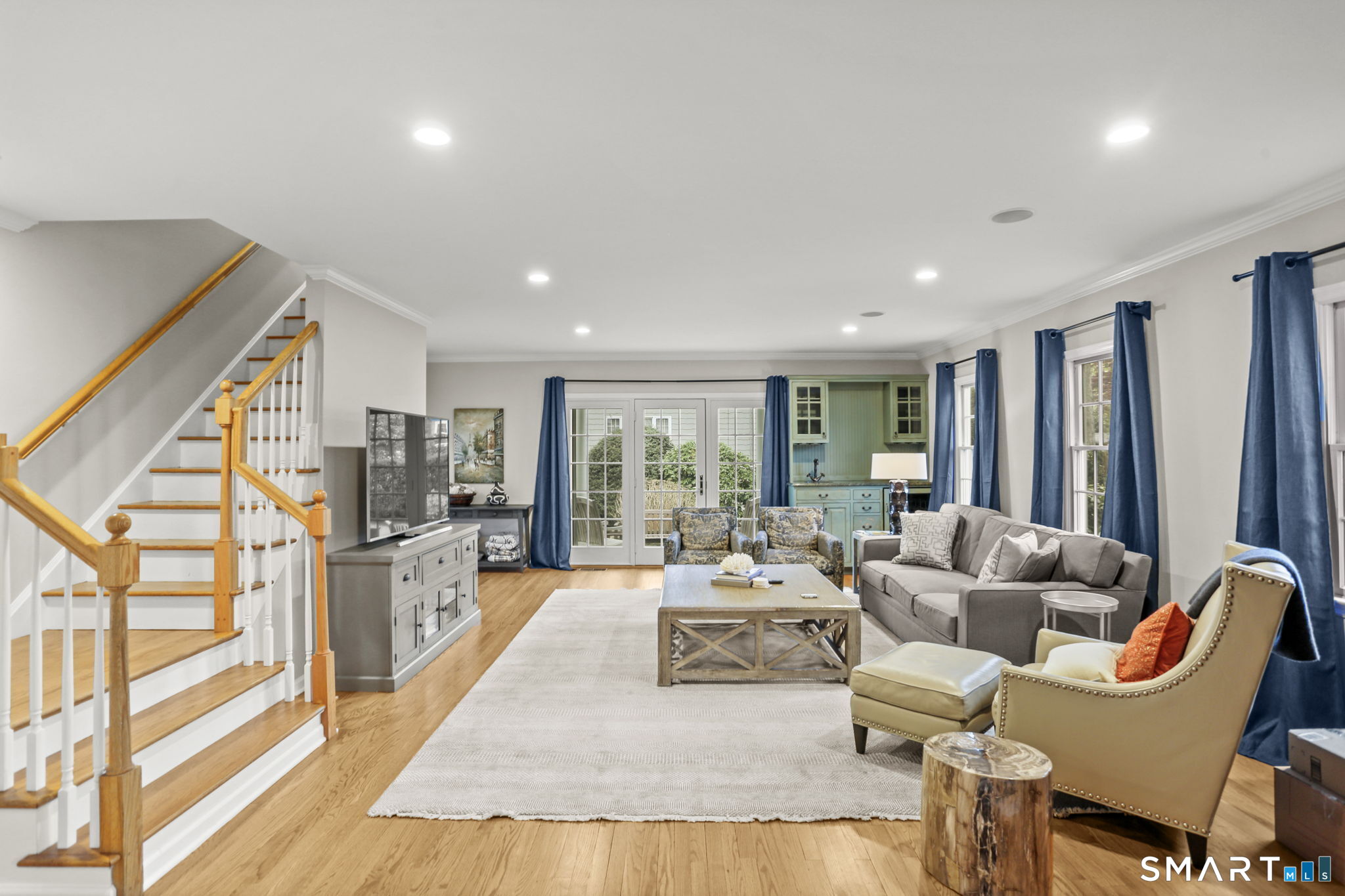 23 Garden City Road Darien, CT 06820 - Photo 6 of 31