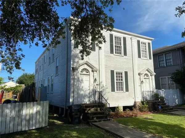 $2,100 | 5622 Canal Boulevard, Unit UPPR, New Orleans, LA 70124