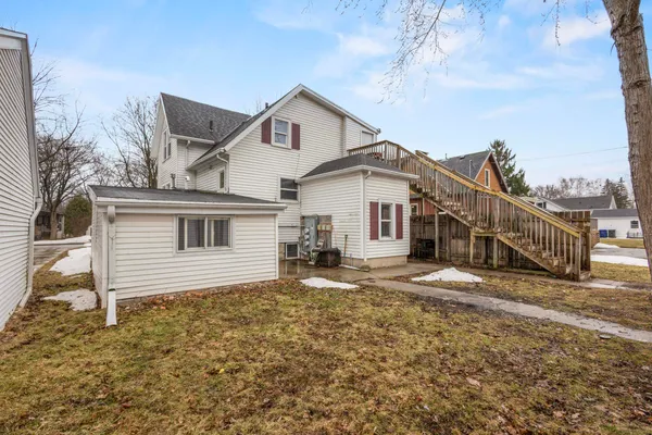 $299,900 | 621 North Huron Street, De Pere, WI 54115