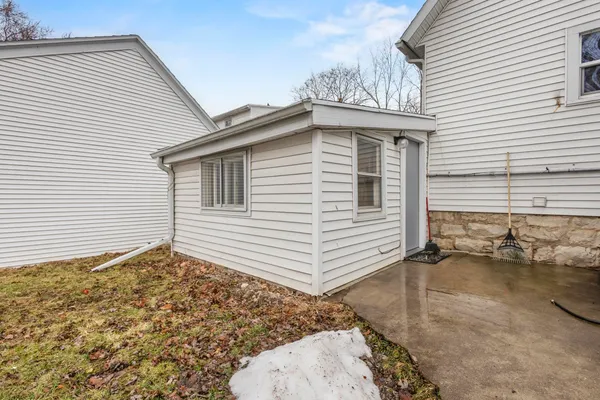 $299,900 | 621 North Huron Street, De Pere, WI 54115