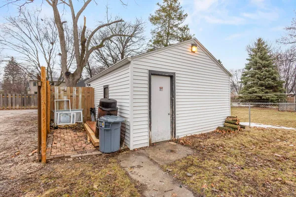 $299,900 | 621 North Huron Street, De Pere, WI 54115