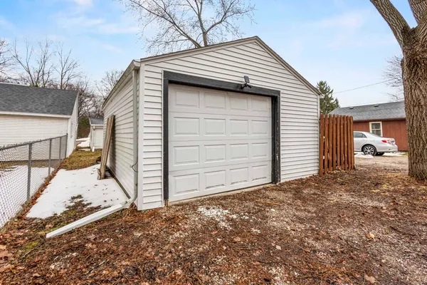 $299,900 | 621 North Huron Street, De Pere, WI 54115