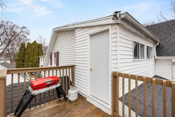 $299,900 | 621 North Huron Street, De Pere, WI 54115