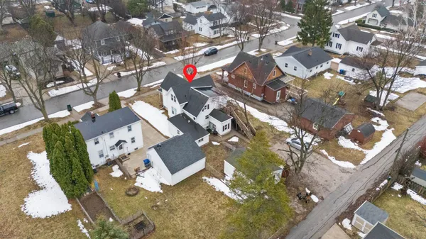 $299,900 | 621 North Huron Street, De Pere, WI 54115