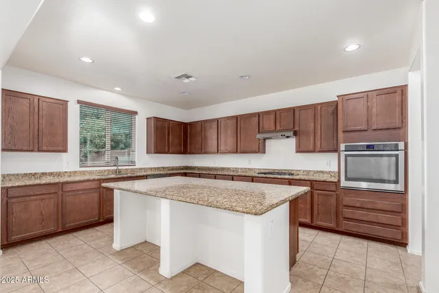 $3,100 | 20932 Vía De Arboles, Queen Creek, AZ 85142