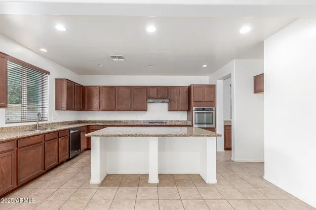 $3,100 | 20932 Vía De Arboles, Queen Creek, AZ 85142