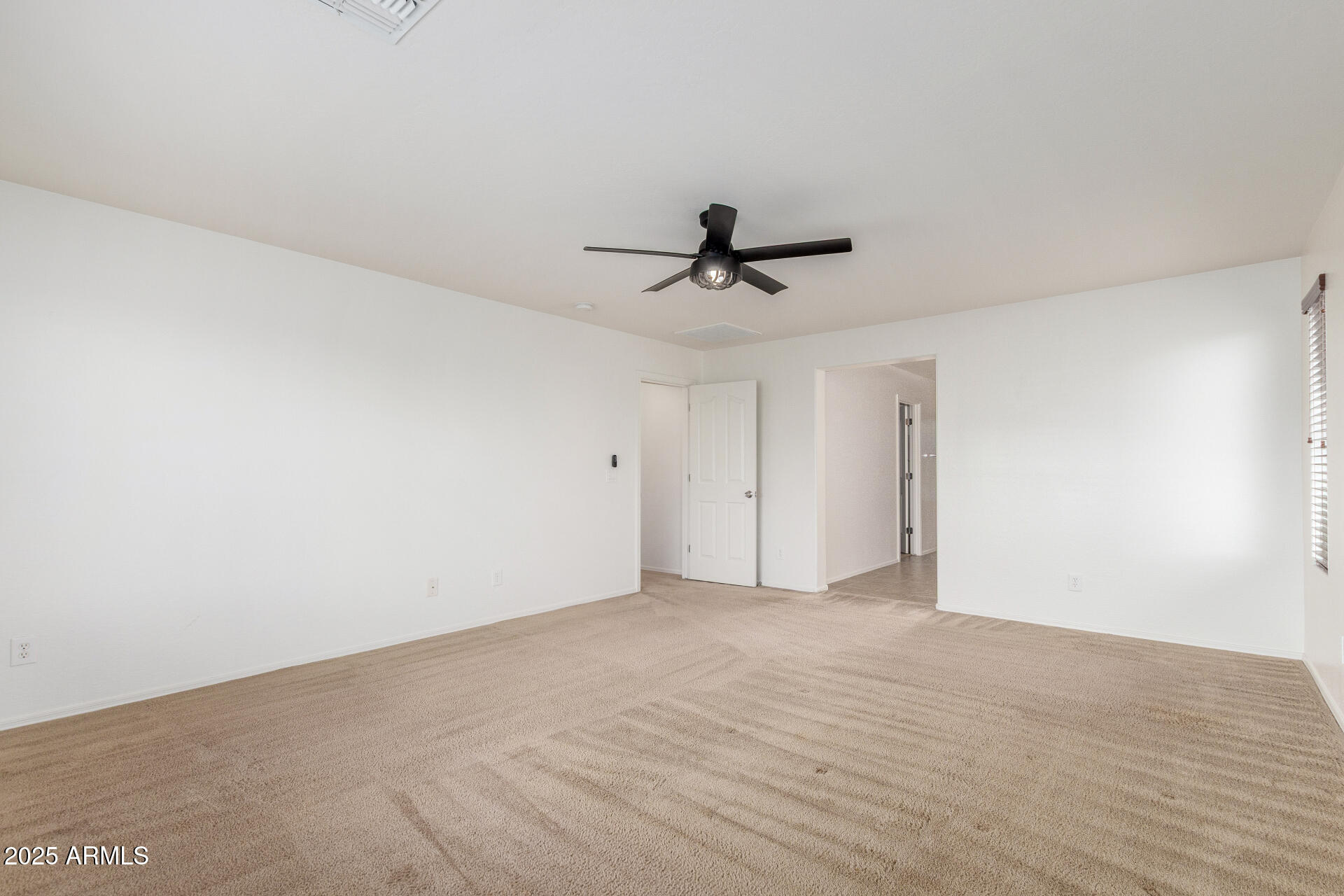 20932 Vía De Arboles Queen Creek, AZ 85142 - Photo 26 of 58 a view of an empty room