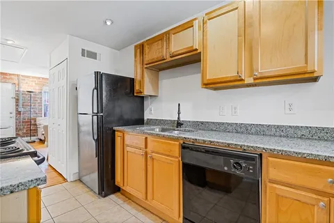 $215,000 | 24 Daniel Street Southeast, Unit 12, Atlanta, GA 30312